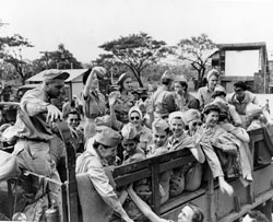 U.S. Army Nurses leave Manila